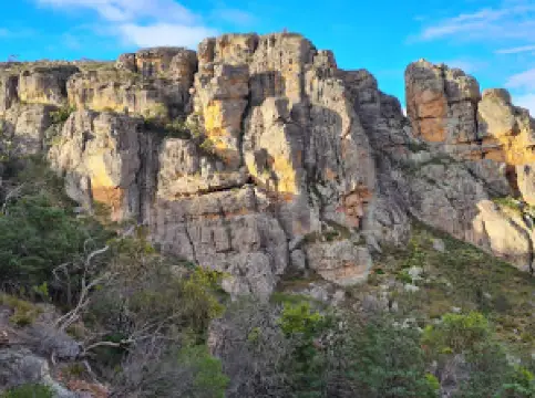 The Climbing Shop / Arapiles Resoles