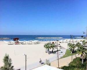 香港-海爾茲利亞 機票酒店 自由行