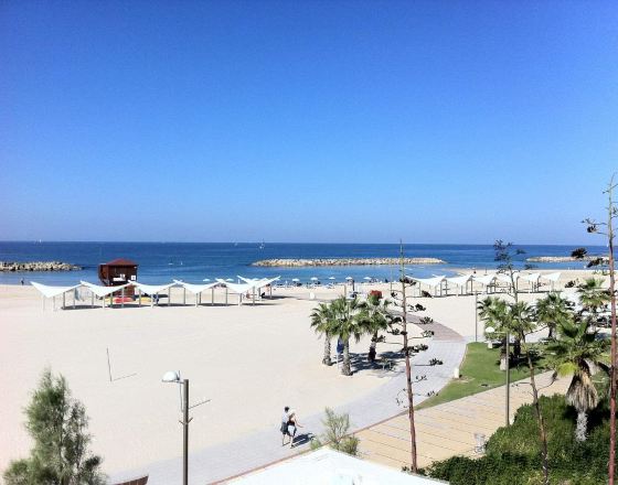 海爾茲利亞 自由行套票