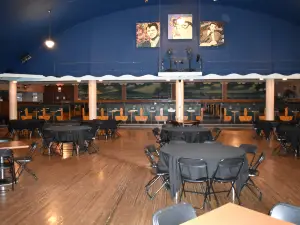 Surf Ballroom & Museum