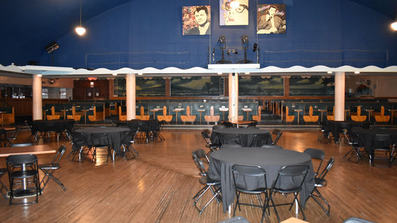 Surf Ballroom & Museum