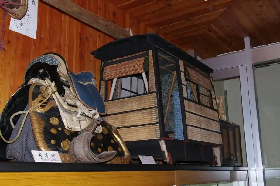 Các khách sạn gần Idojiri Archaeological Museum