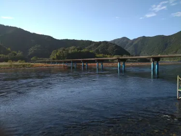 しまんとがわ