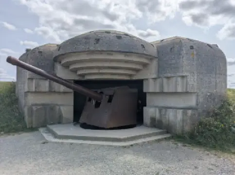 Longues-sur-Mer battery