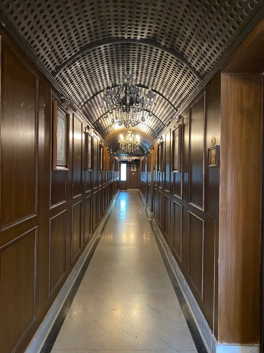 Hotels near Baber Mahal Revisited