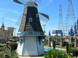 Roseville Golfland Sunsplash