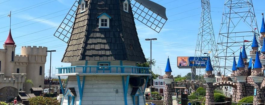 Roseville Golfland Sunsplash