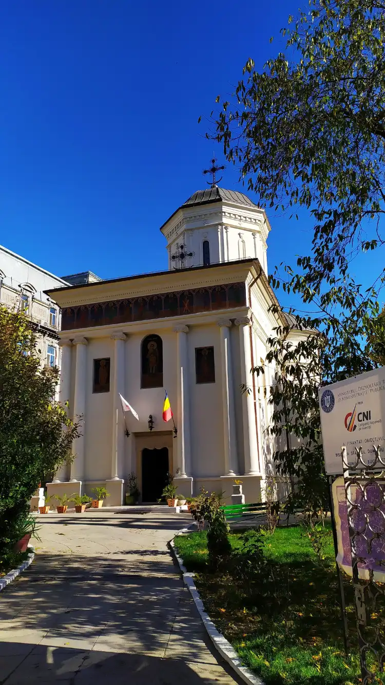 Hotels near Biserica Sf. Dumitru Posta