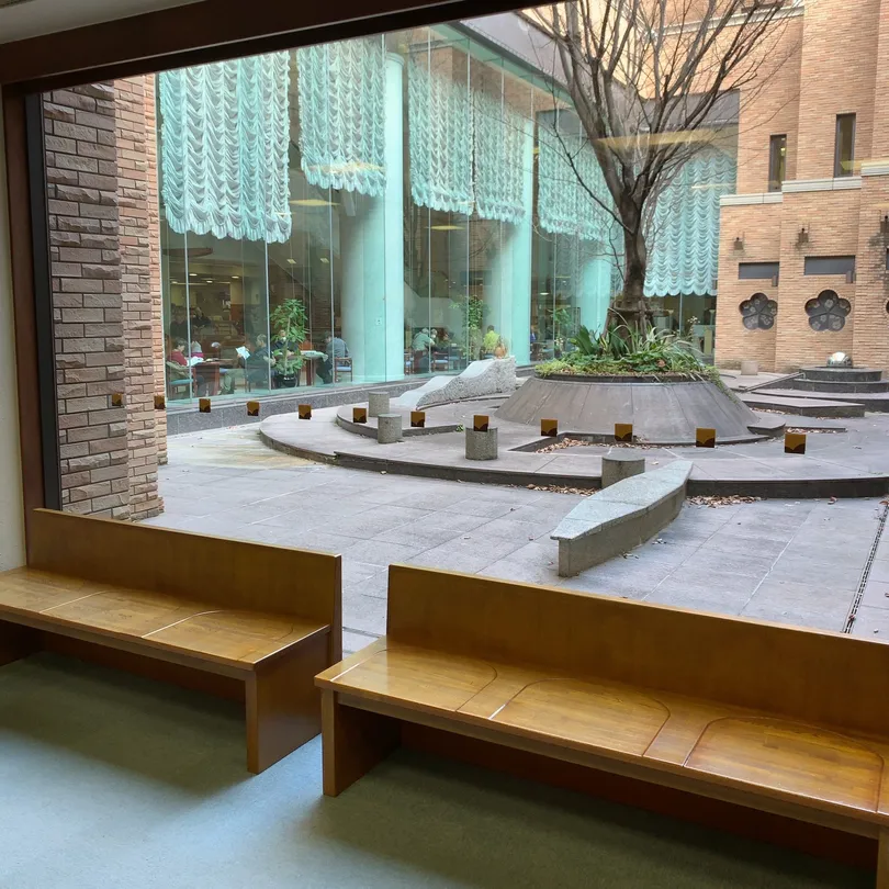 5_Fukuoka City Public Library