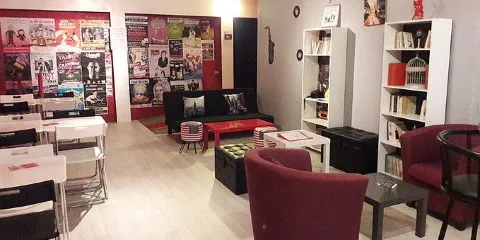 Le Back Step Cafe Theatre