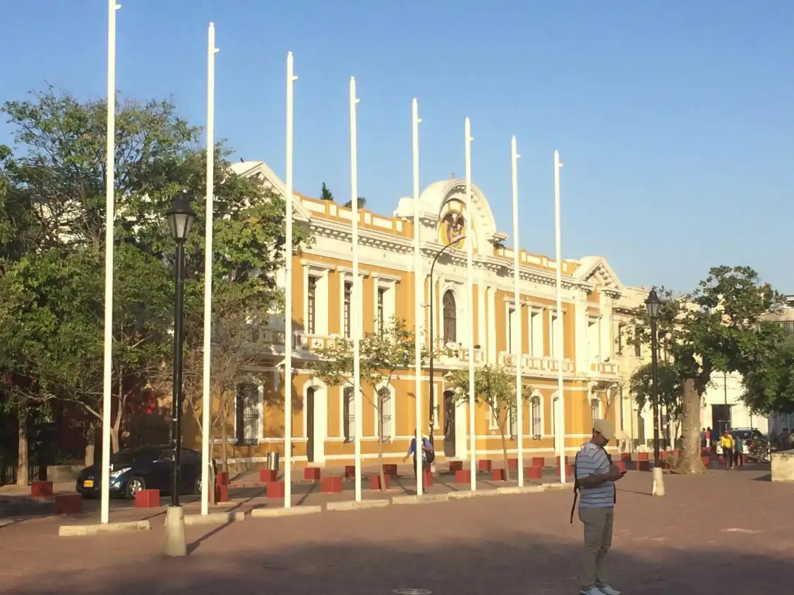Hotels near Alcaldia de Santa Marta