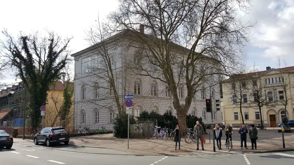 Hotels near Stadtbibliothek Celle