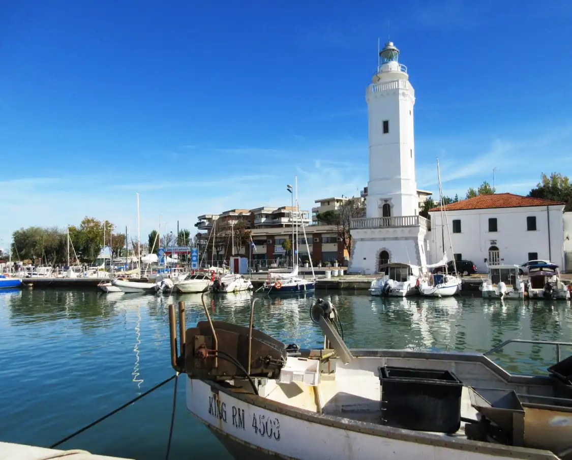 Hotel in zona Il Faro di Rimini