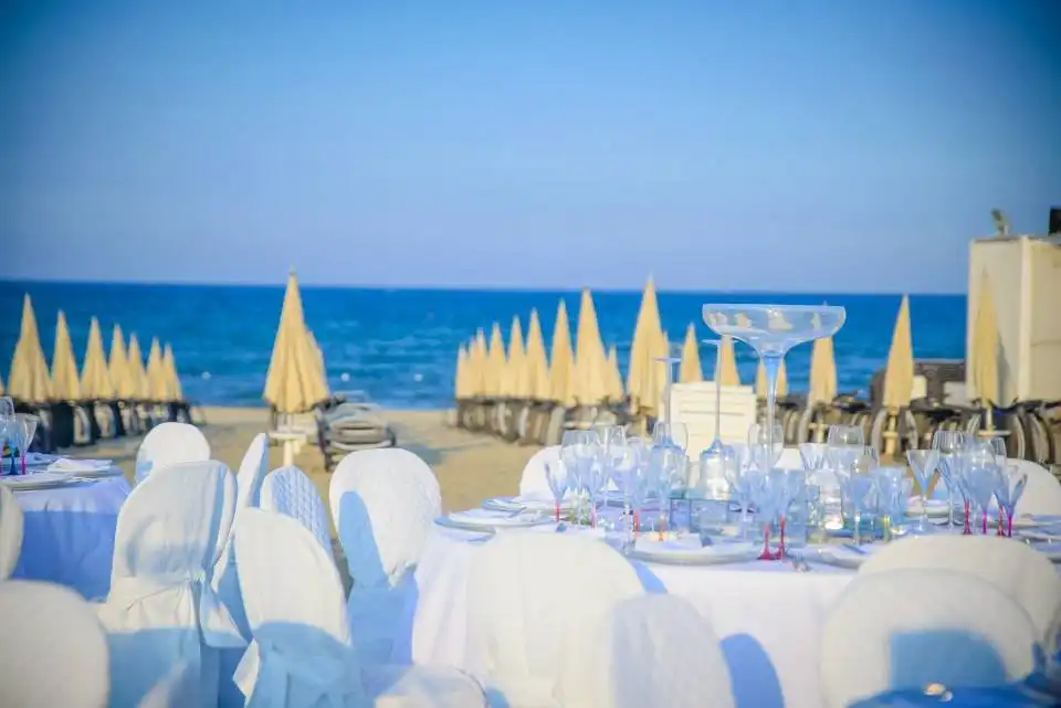Hotels near Le Piramidi Beach