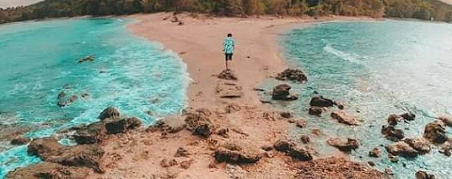 BEACH LUARI Tobelo (Luari Beach)