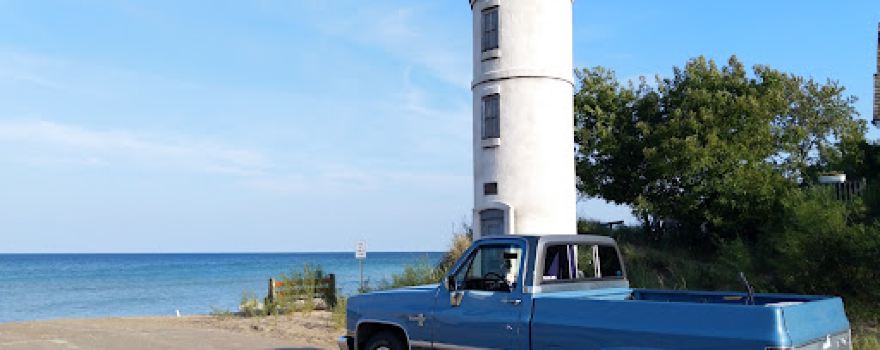 Robert H. Manning Memorial Lighthouse