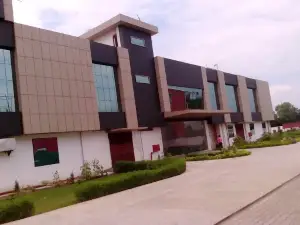 Holi Park