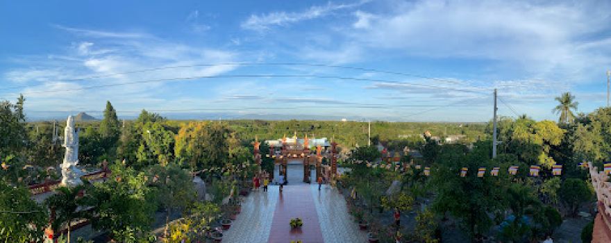 Ngoc Luong Monastic