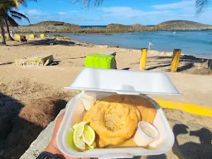 Puerto Nuevo Playa de Vega Baja Beach