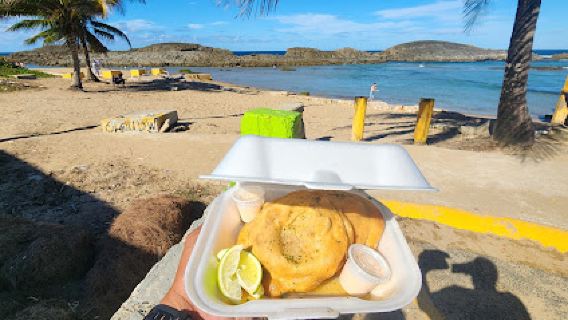 Puerto Nuevo Playa de Vega Baja Beach
