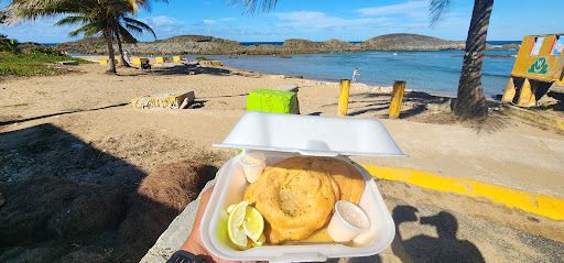 Puerto Nuevo Playa de Vega Baja Beach