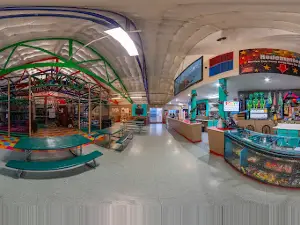 Bogey's Family Fun Center