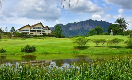 Ratchaprapha Dam Golf Course