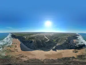 Praia do Vale dos Homens