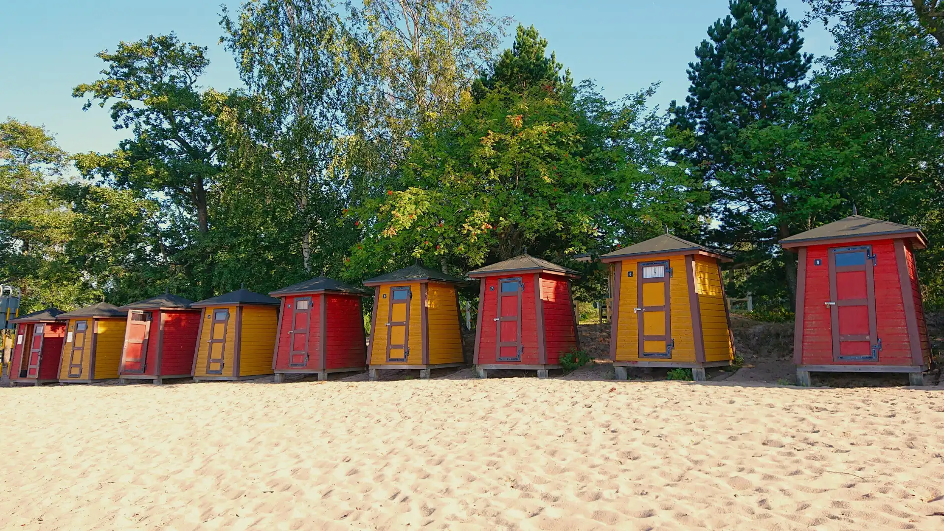 Hotels near Pihlajasaari Recreational Park