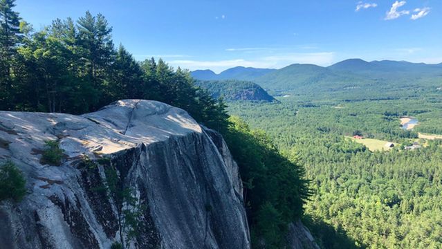 Cathedral Ledge Lookout