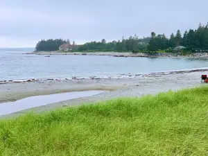 Hunts Point Beach Cottages