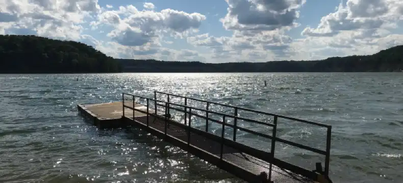 Hotels in Wayne County
