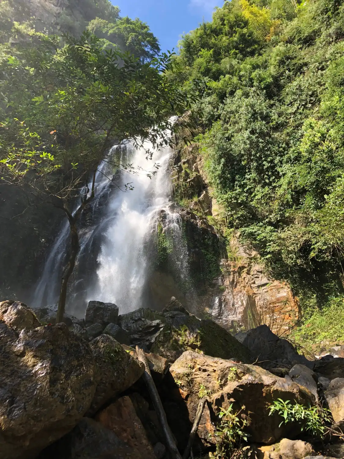 Hotels near Chaloem Phra Kiat Ro Kao Waterfall