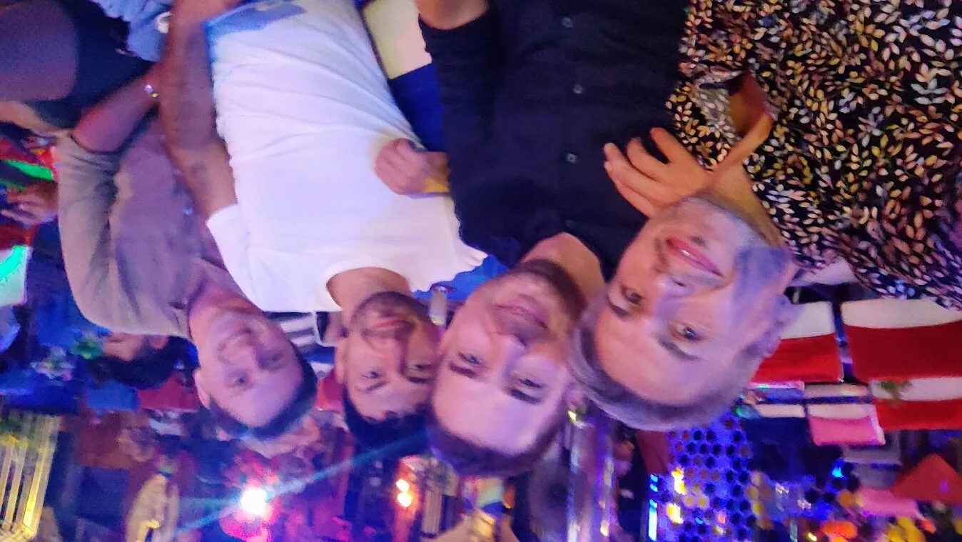 4_ZAG Bar