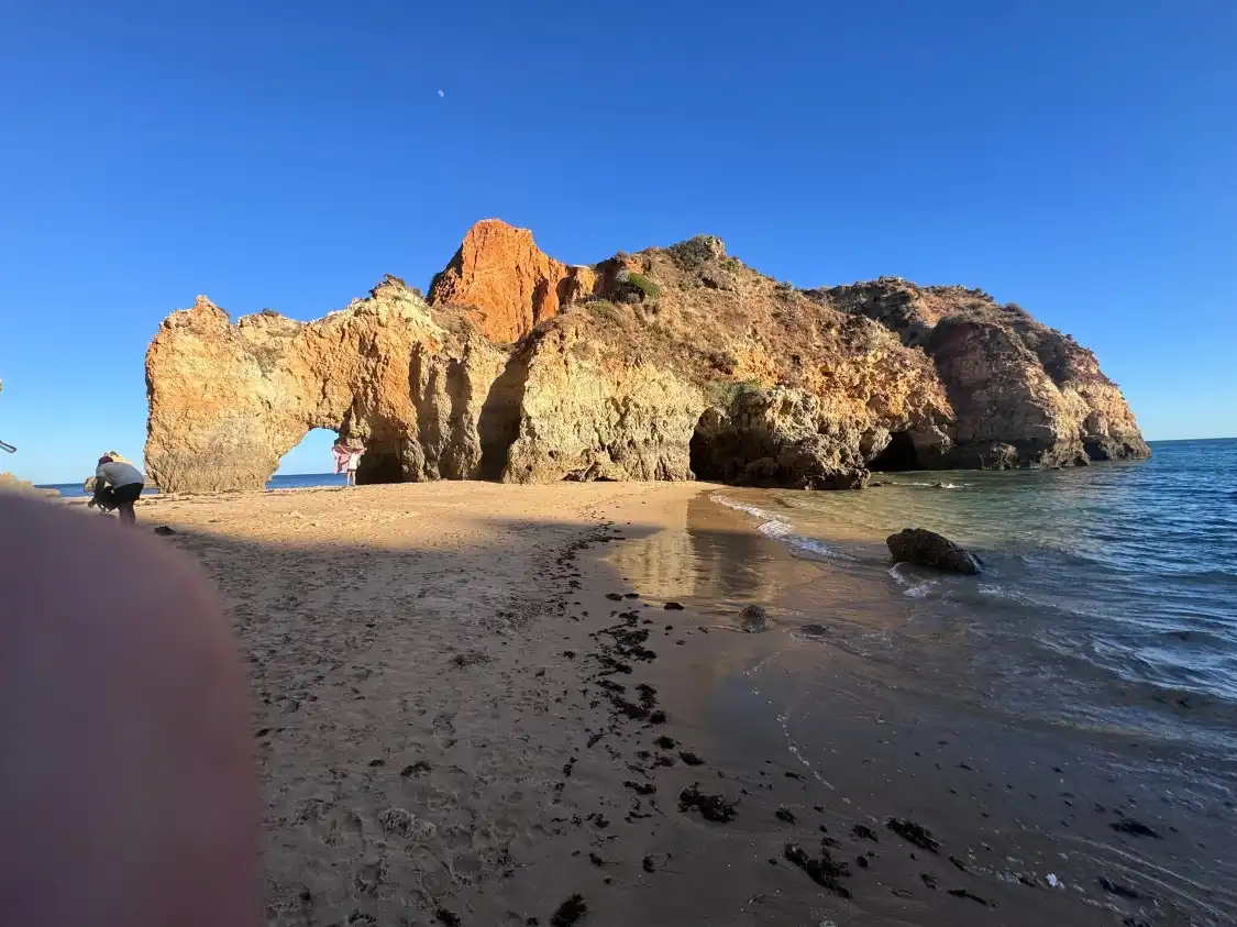 Hotels near Joao de Arens Beach