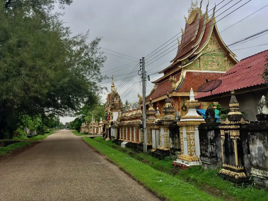 Hotels near Sounantha Temple