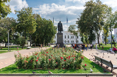 Shevchenko Park Square