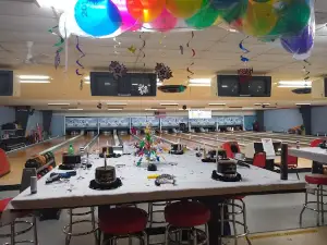 Striker's Bowling Center