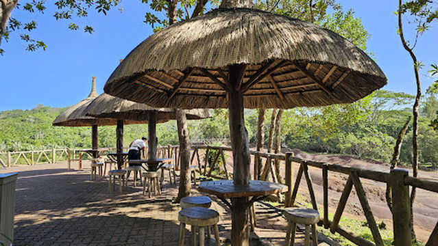 Seven Colored Earth Ground Zero