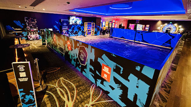 Adelaide XR Lounge - The District