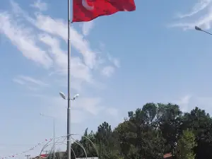 Anıt Parkı