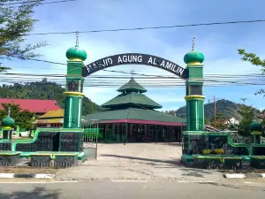 Masjid Agung Al-Amilin