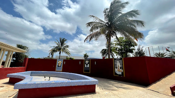 Place du Souvenir Africain