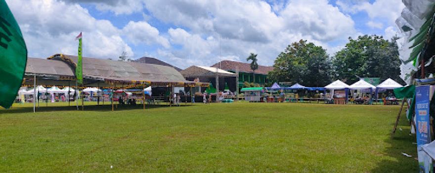 Lapangan Batealit