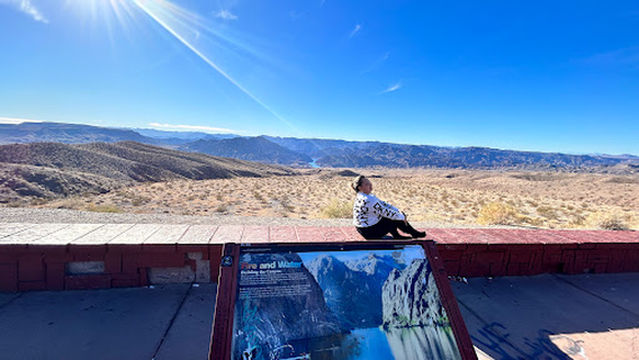 Willow Beach Scenic Overlook