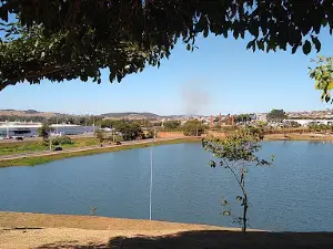 Town Lake Nerópolis