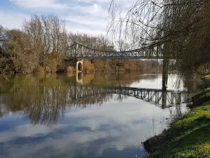 Aude