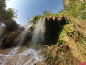 Bant Bwe Kyin Waterfall