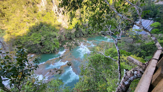 Señalamiento a Cascada El Salto