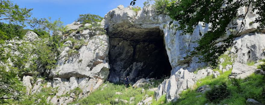 Cueva de Supelegor
